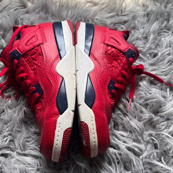 Preloved Youth Jordan - Picture 3 of 5